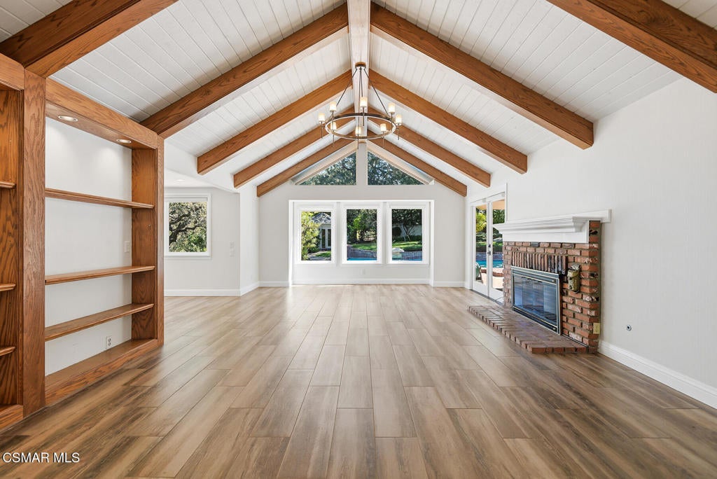 1719 Schoolhouse Circle