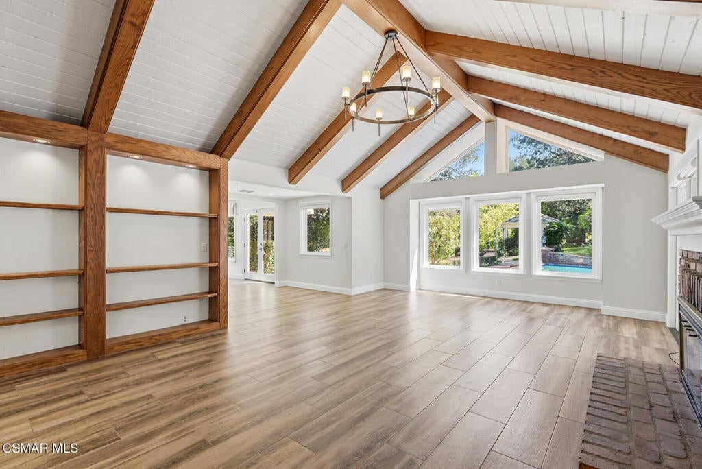 1719 Schoolhouse Circle