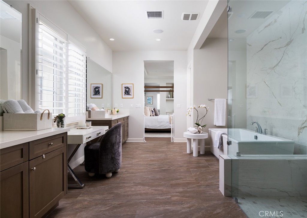 Bella Vista - Residential