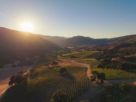 18190 Cachagua Carmel Valley CA 93924