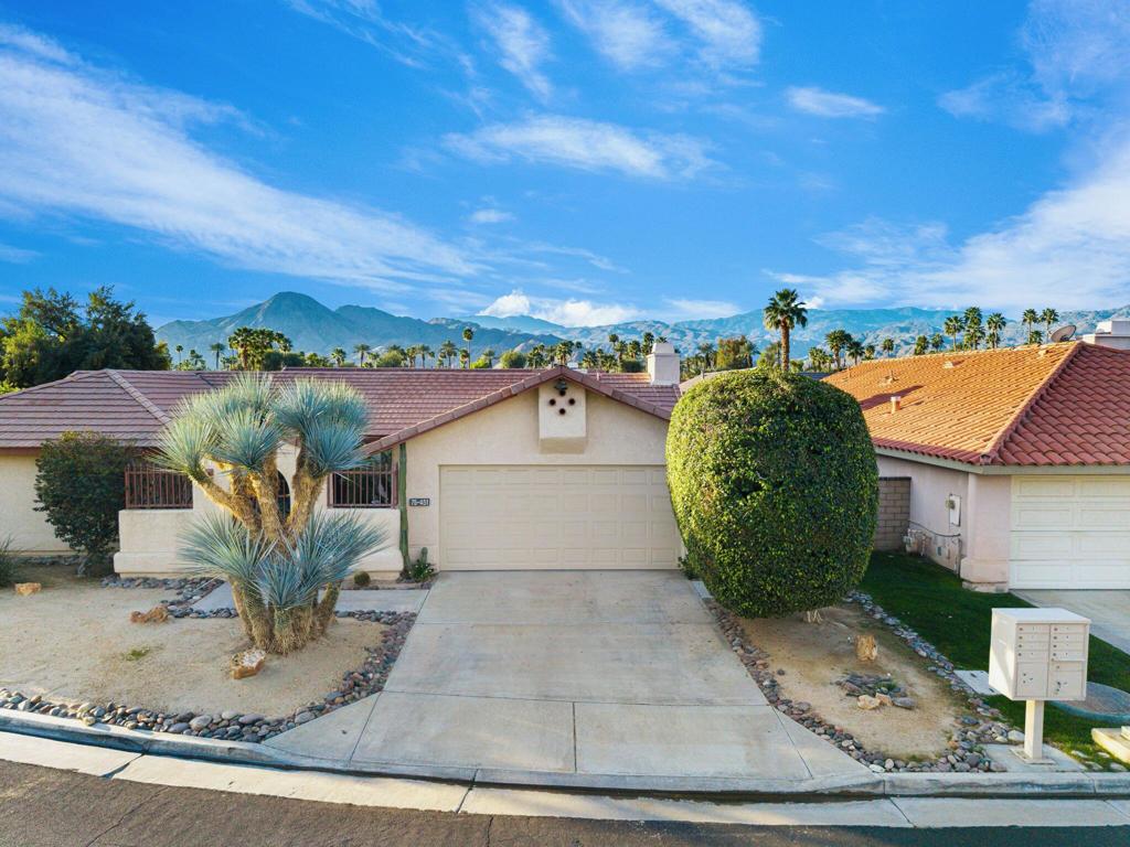 75451 Santa Fe Trail