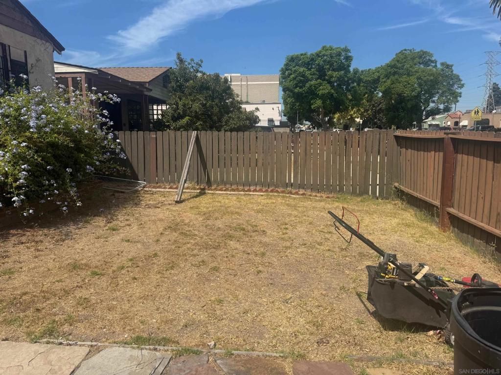 Photo of 800 W 99th Street St, Los Angeles, CA 90044 (MLS # 260006328SD)