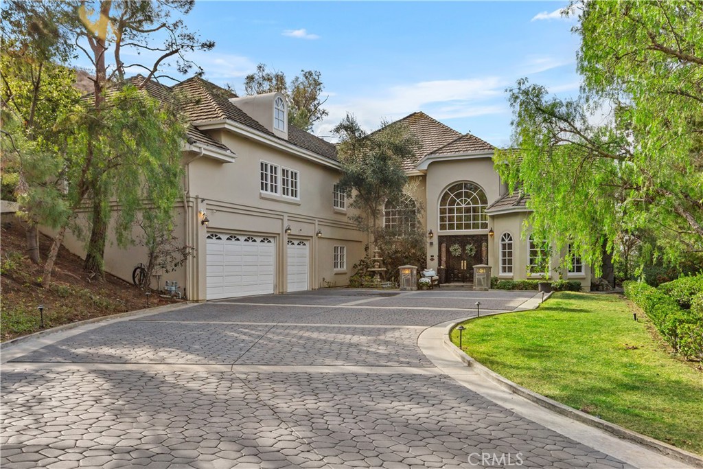 Hunt Club (HC) - Residential