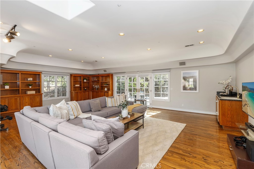 Hunt Club (HC) - Residential