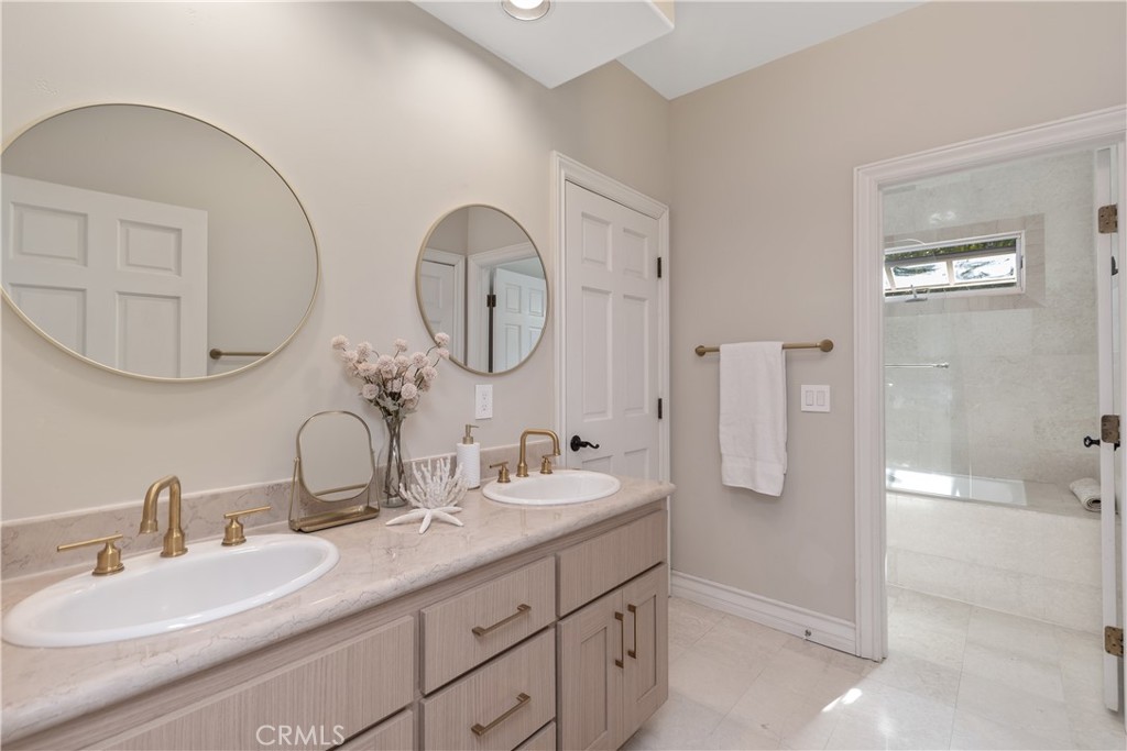 Hunt Club (HC) - Residential