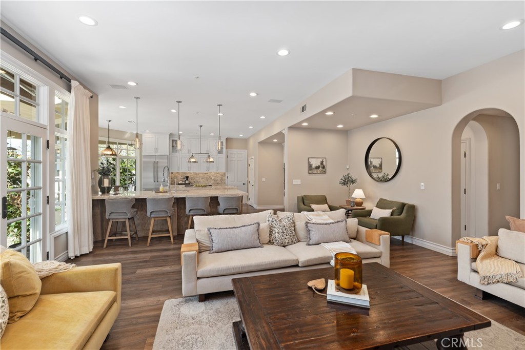 Hunt Club (HC) - Residential