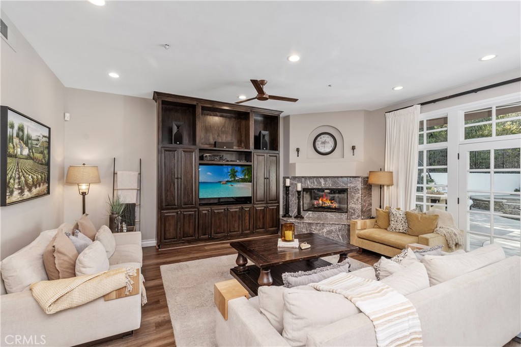 Hunt Club (HC) - Residential