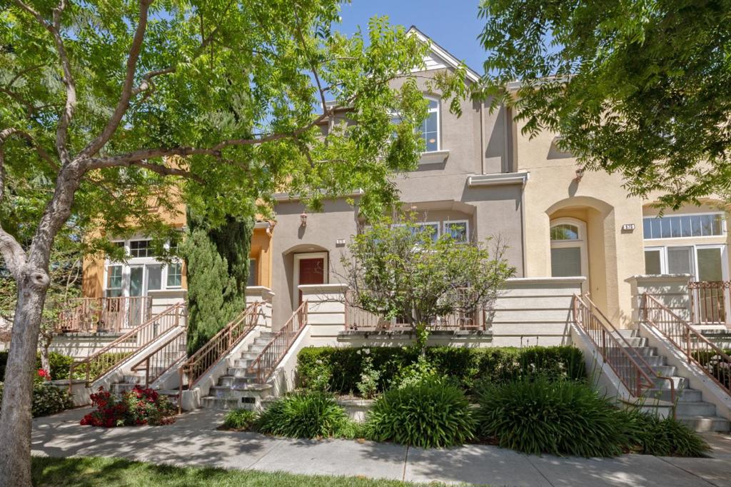 579 Moreland Way