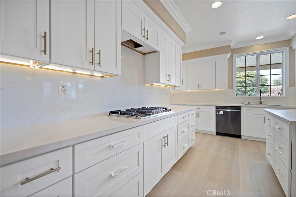 8252 Ivy Springs Court