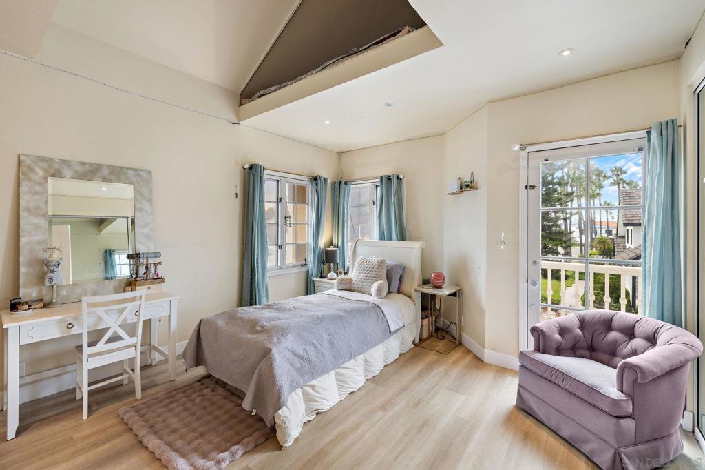 Coronado Cays - Residential