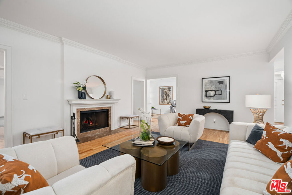 11745 Montana Avenue 104