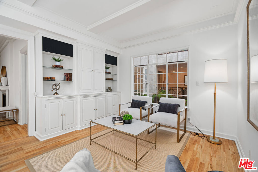 11745 Montana Avenue 104