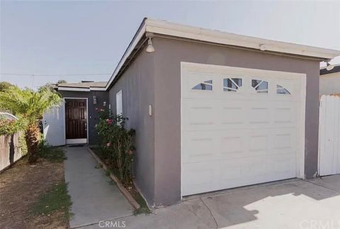 Photo of 80 W Arbor St, Long Beach, CA 90805 (MLS # DW26083574)