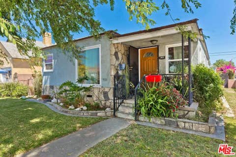 Photo of 157 E 102nd Street, Los Angeles, CA 90003 (MLS # 26858481)