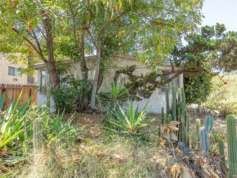 Photo of 14301 Roscoe Boulevard, Panorama City, CA 91402 (MLS # BB26141054)