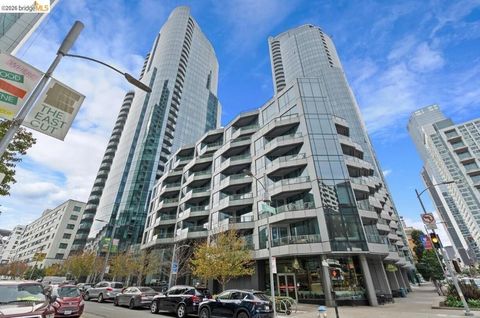 Photo of 318 Main ST St #5D, San Francisco, CA 94105 (MLS # 41129803)