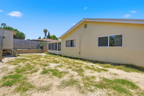Tiny photo for 656 Parker Street, Oceanside, CA 92057 (MLS # NDP2605439)
