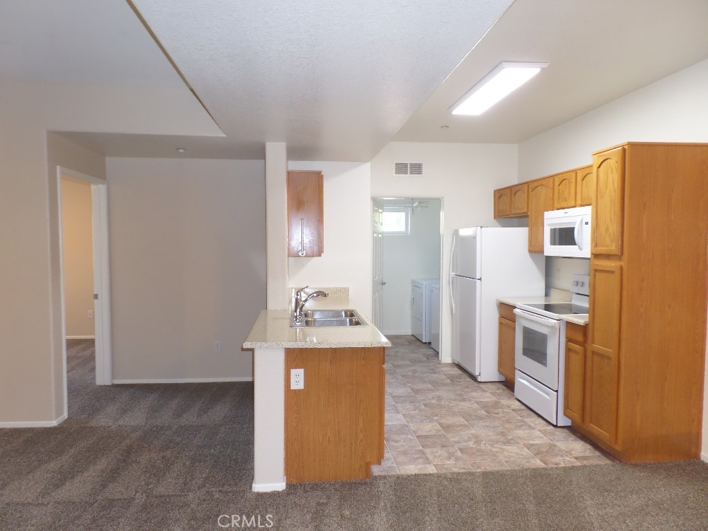41410 Juniper Street 2822