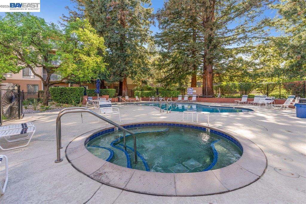 430 N Civic Dr 208