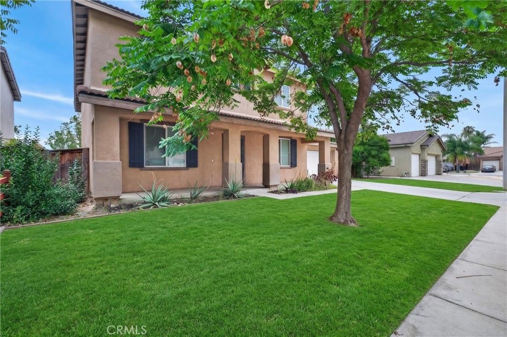 Photo of 1161 Lilac Road, San Jacinto, CA 92582 (MLS # SW26117430)
