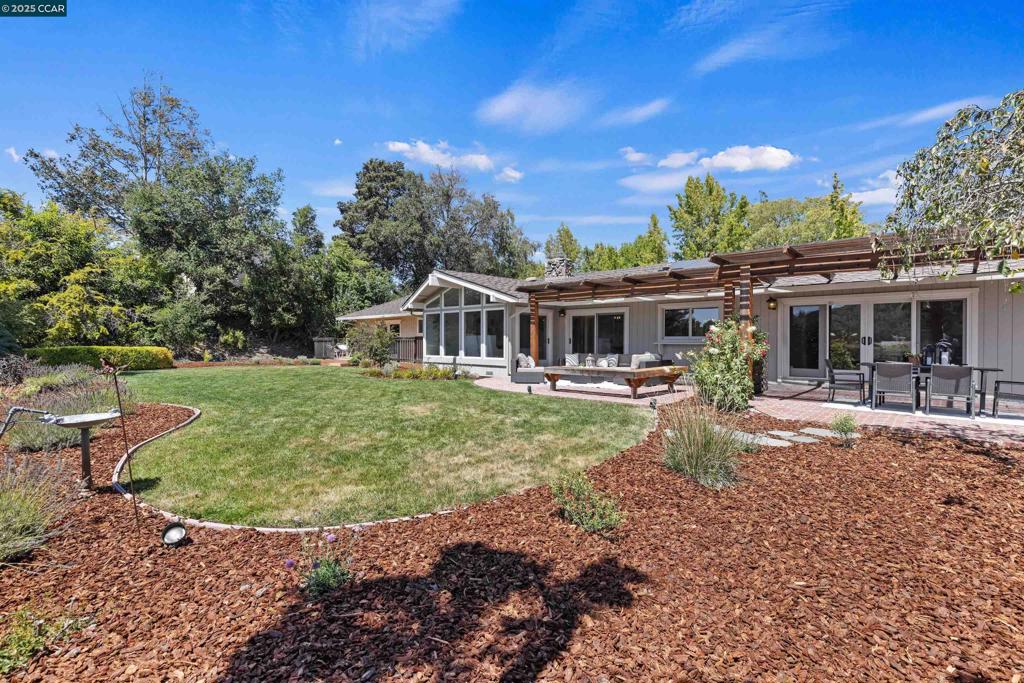 THE BLUFFS - Residential