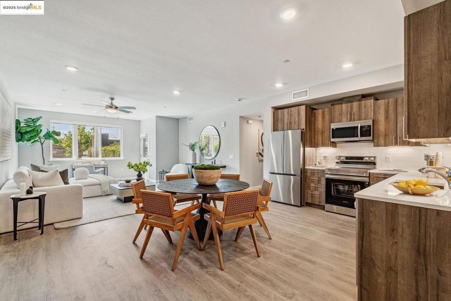 2400 Adeline #407 is a brand new, 2 Bedroom, 2 Bath condominium located in the emerging section of West Oakland. (photos are of Model home and not totally representative of the actual home for sale)