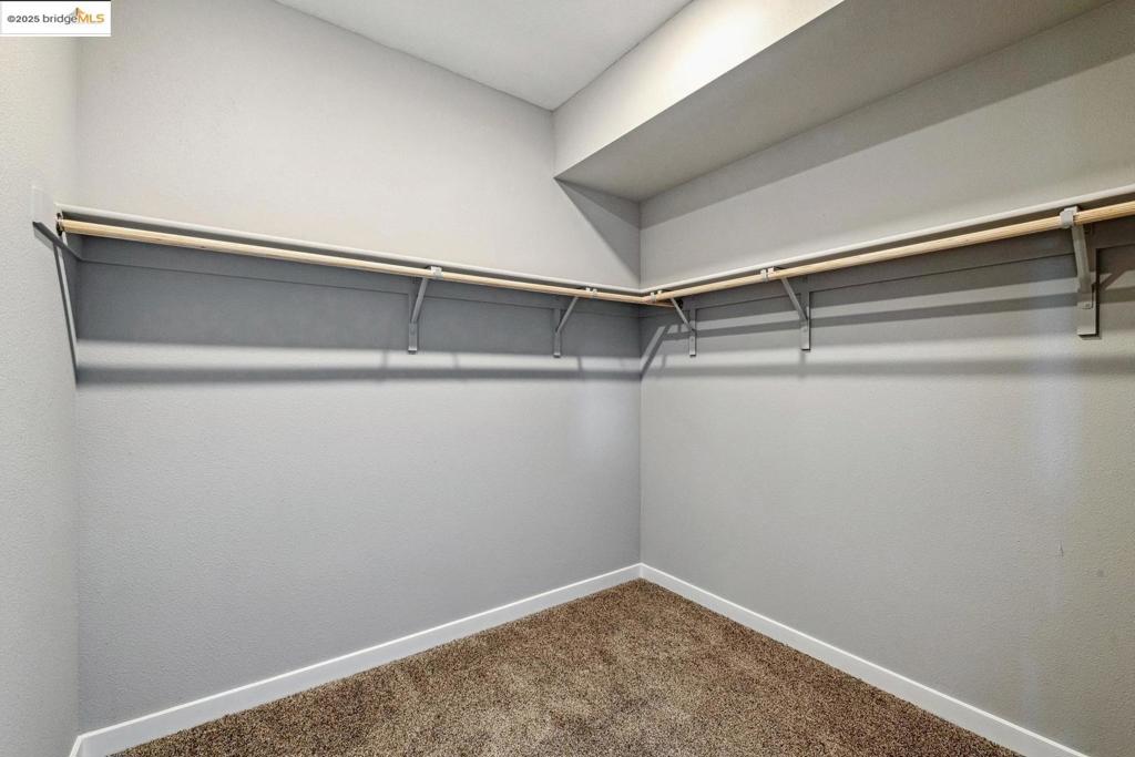 WEST OAKLAND - Residential