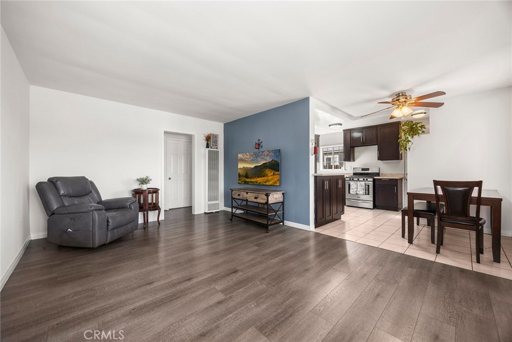 Properties 2 2051 Royal Oaks Drive