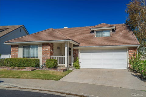 Photo of 23905 Bar Harbor Court, Valencia, CA 91355 (MLS # SR26229037)