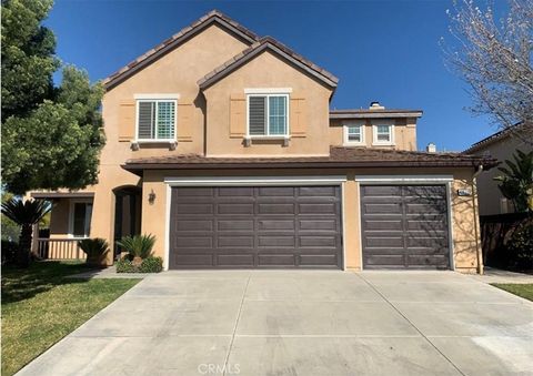 Photo of 41623 Cherrybranch Ave, Murrieta, CA 92562 (MLS # SW26094183)