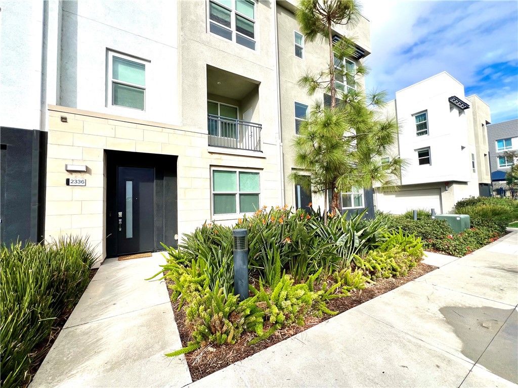 Photo of 2336 Synergy Ave, Irvine, CA 92614 (MLS # WS25275769)