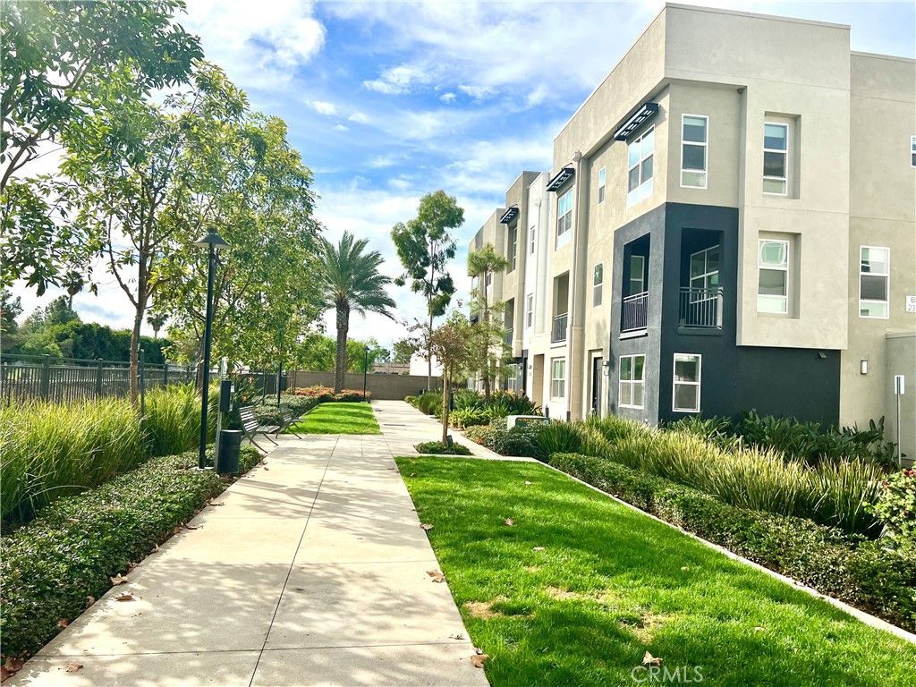 Photo of 2336 Synergy Ave, Irvine, CA 92614 (MLS # WS25275769)