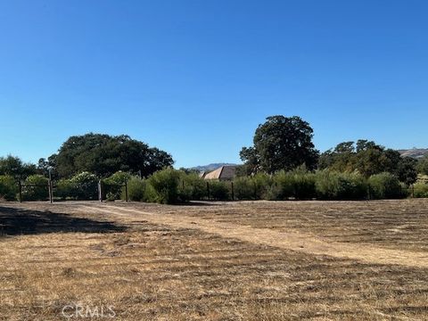 Tiny photo for 1810 LOT 28 Fire Rock Loop, Templeton, CA 93465 (MLS # NS25236161)