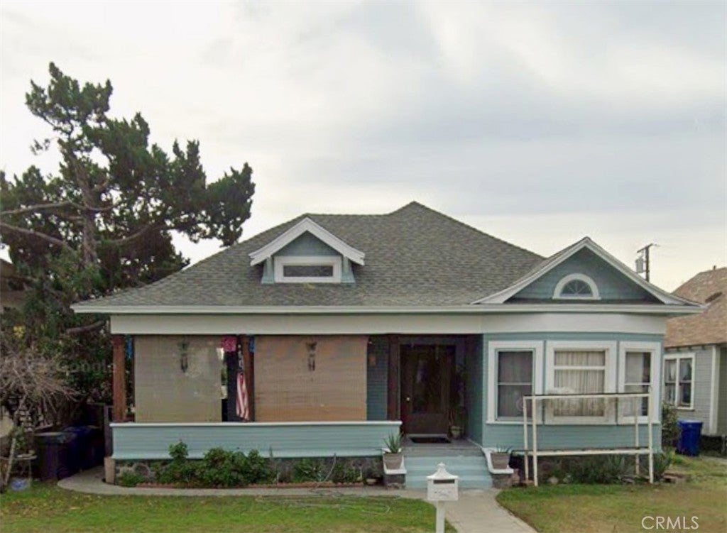 240 E Kingsley Ave