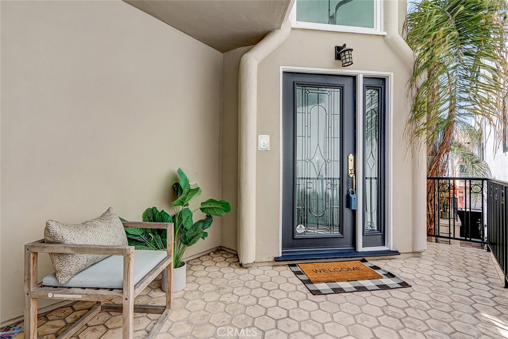 225 Rosecrans Place