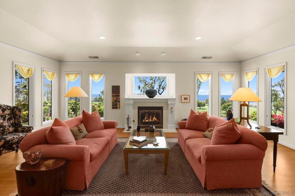 Photo of 7207 Fairway Rd Rd, La Jolla, CA 92037 (MLS # 260003253SD)