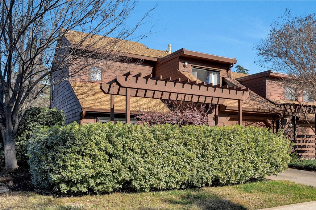 2500 Shooting Star Way