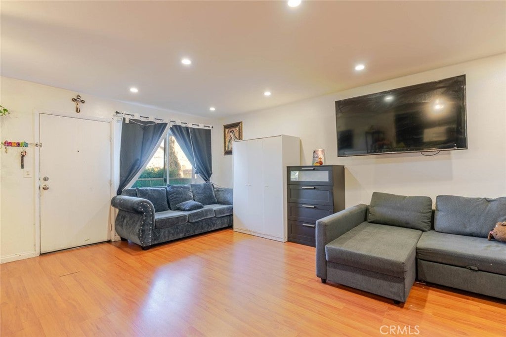 13100 Bromont Avenue 11