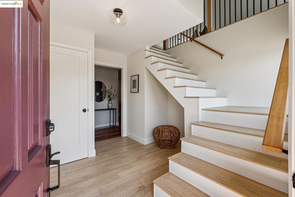9 YARMOUTH CT
