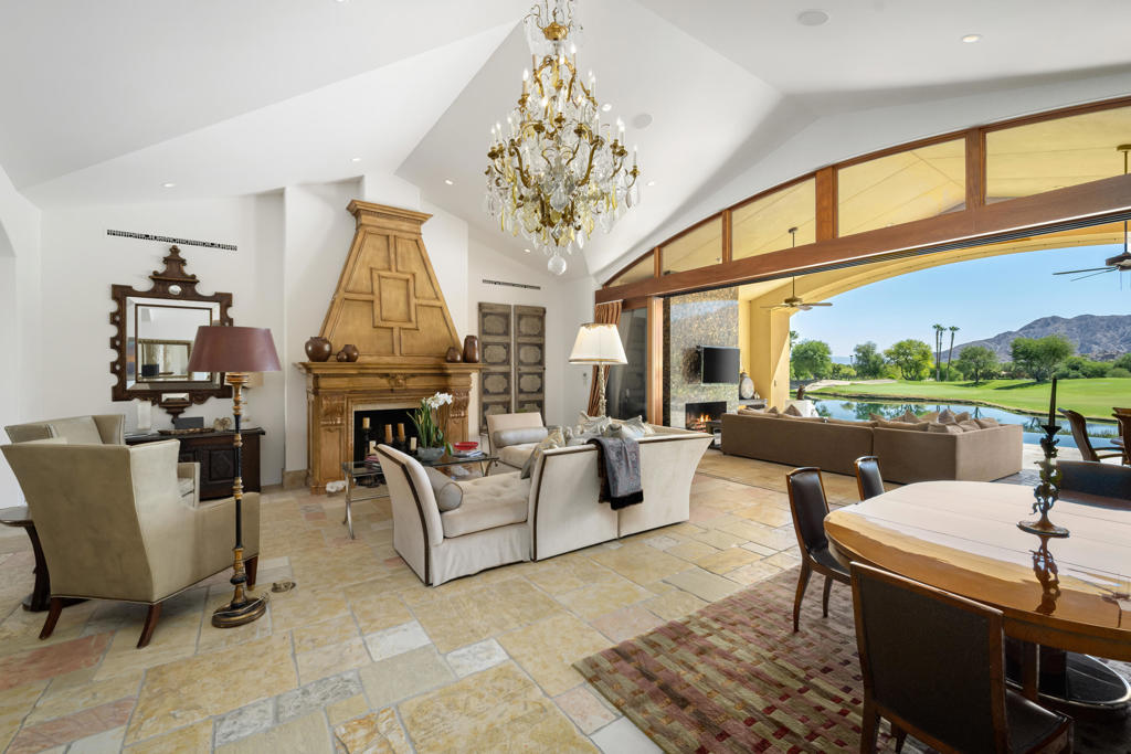 Vintage Country Club - Residential