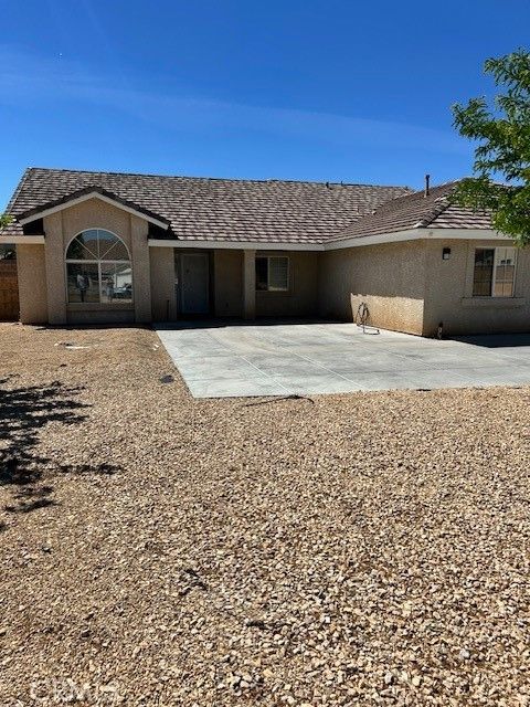 Photo of 13250 Ivanpah Way, Apple Valley, CA 92308 (MLS # CV26084917)