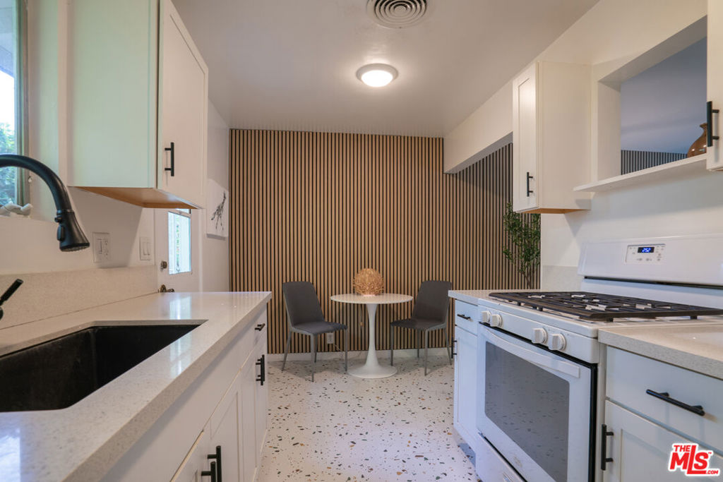 Tahquitz River Estates - Residential Lease