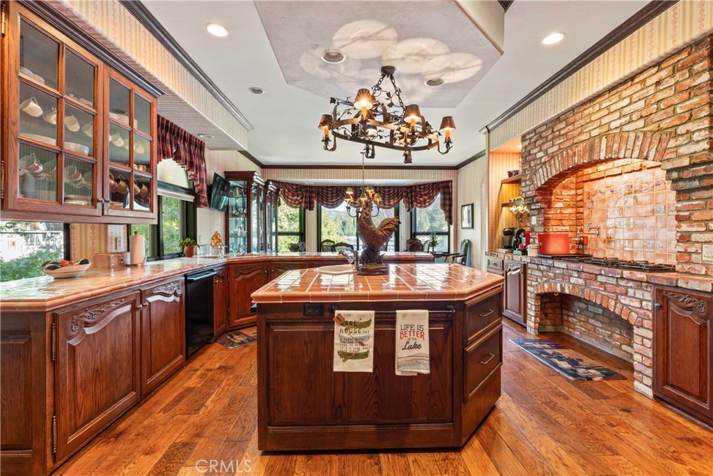 Arrowhead Woods (AWHW) - Residential