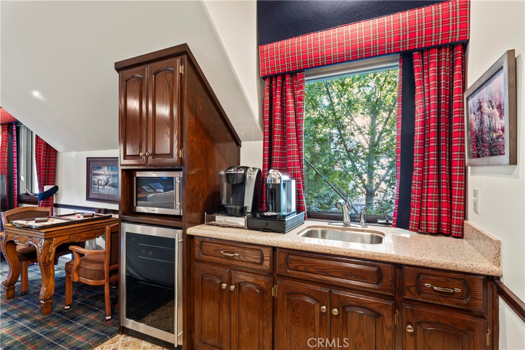 Arrowhead Woods (AWHW) - Residential