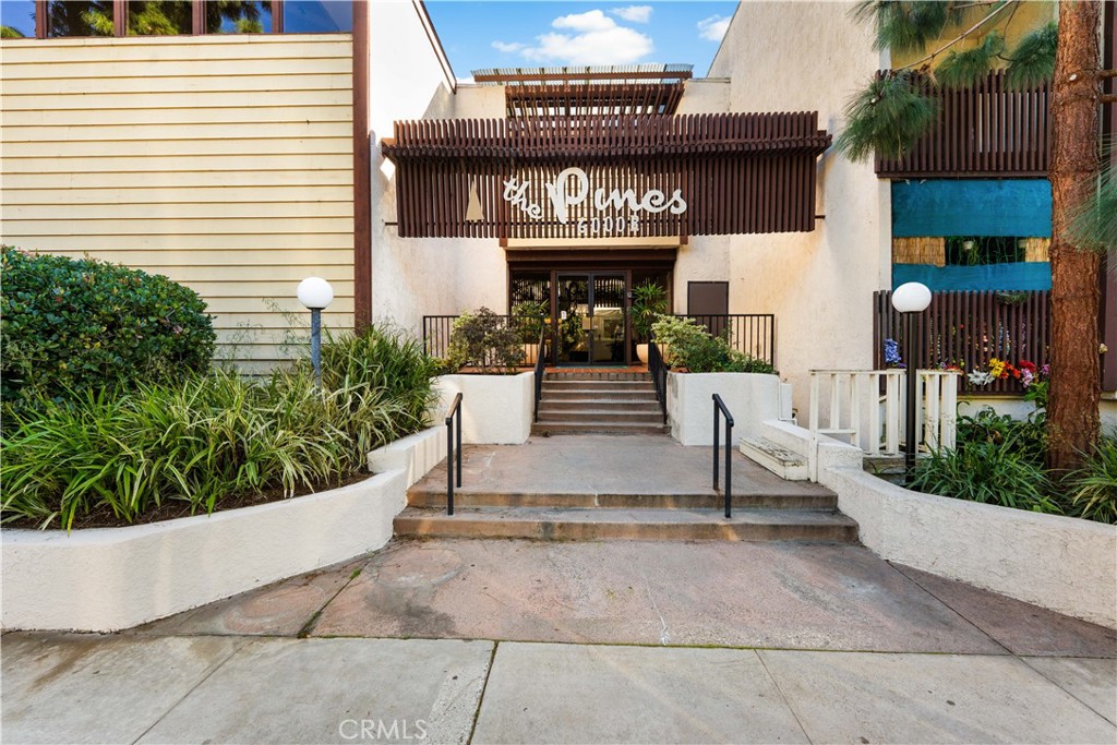 5950 Canterbury Drive C308