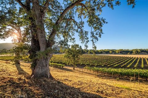 5615 Highland Springs Road Lakeport CA 95453