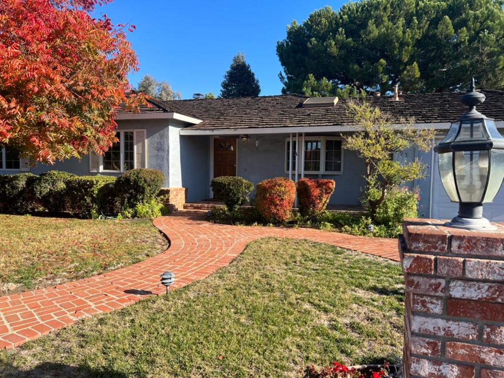 493 Casita Way