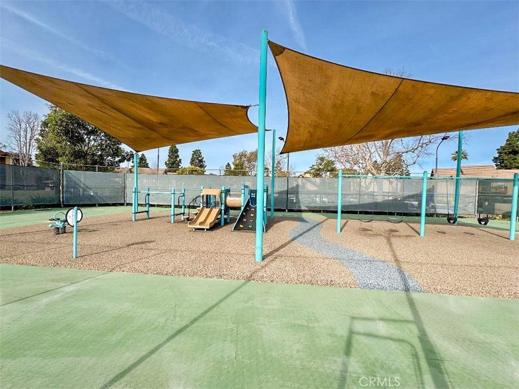 336 Lemon, Irvine CA 92618 - Photo 34