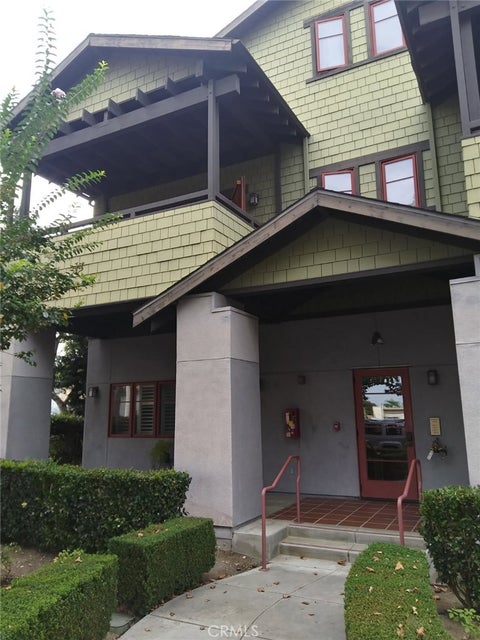 Photo of 148 N Vermont Avenue #A, Glendora, CA 91741 (MLS # CV26187282)