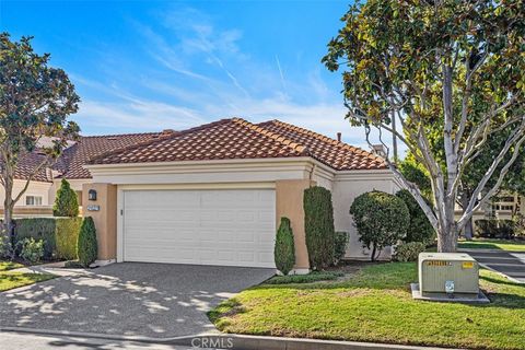 21527 Paseo Palmetto Mission Viejo CA 92692